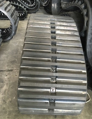 700x125x78 OEM 더 적은 토지 손상 큰 덤퍼 LD700 고무 트랙
