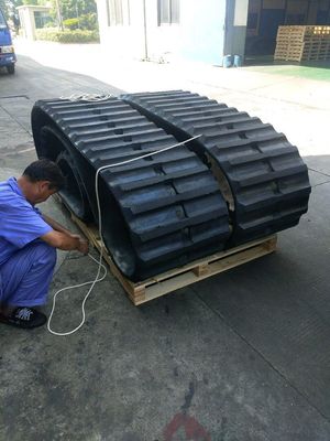 600*125*62 OEM Cralwer 덤퍼 RT800 덤퍼 고무 트랙