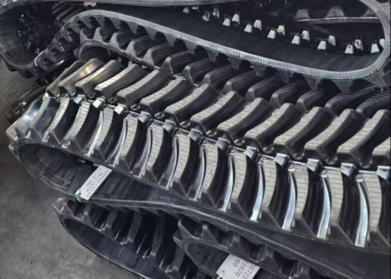 가드닝 기계 또는 잔디 깎는 기계용 40mm 높이 패턴의 고무 트랙 H280X72X47